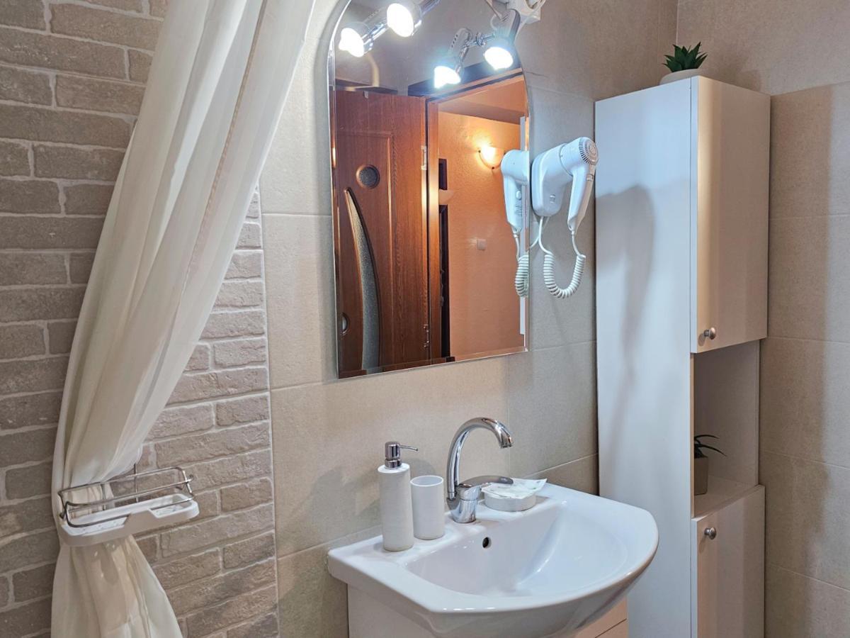 Central Park Apartment ทูร์ดา ภายนอก รูปภาพ