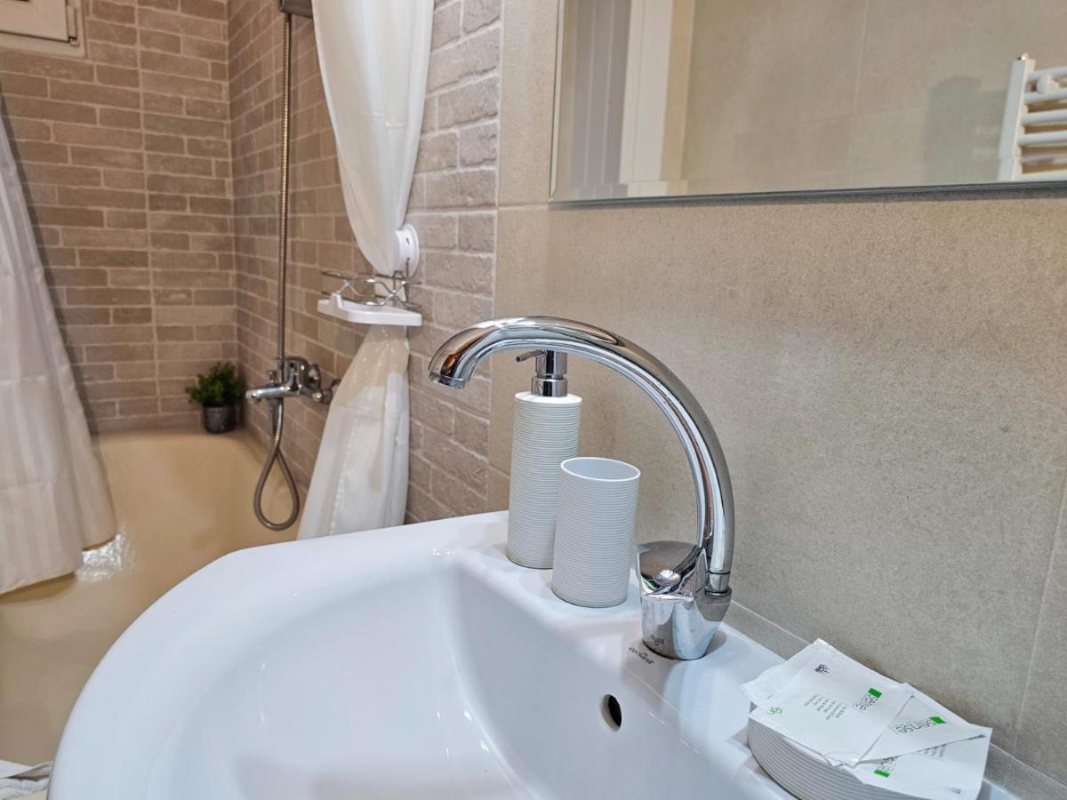 Central Park Apartment ทูร์ดา ภายนอก รูปภาพ